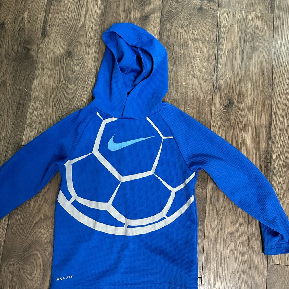 Boys Nike size 7 hoodie